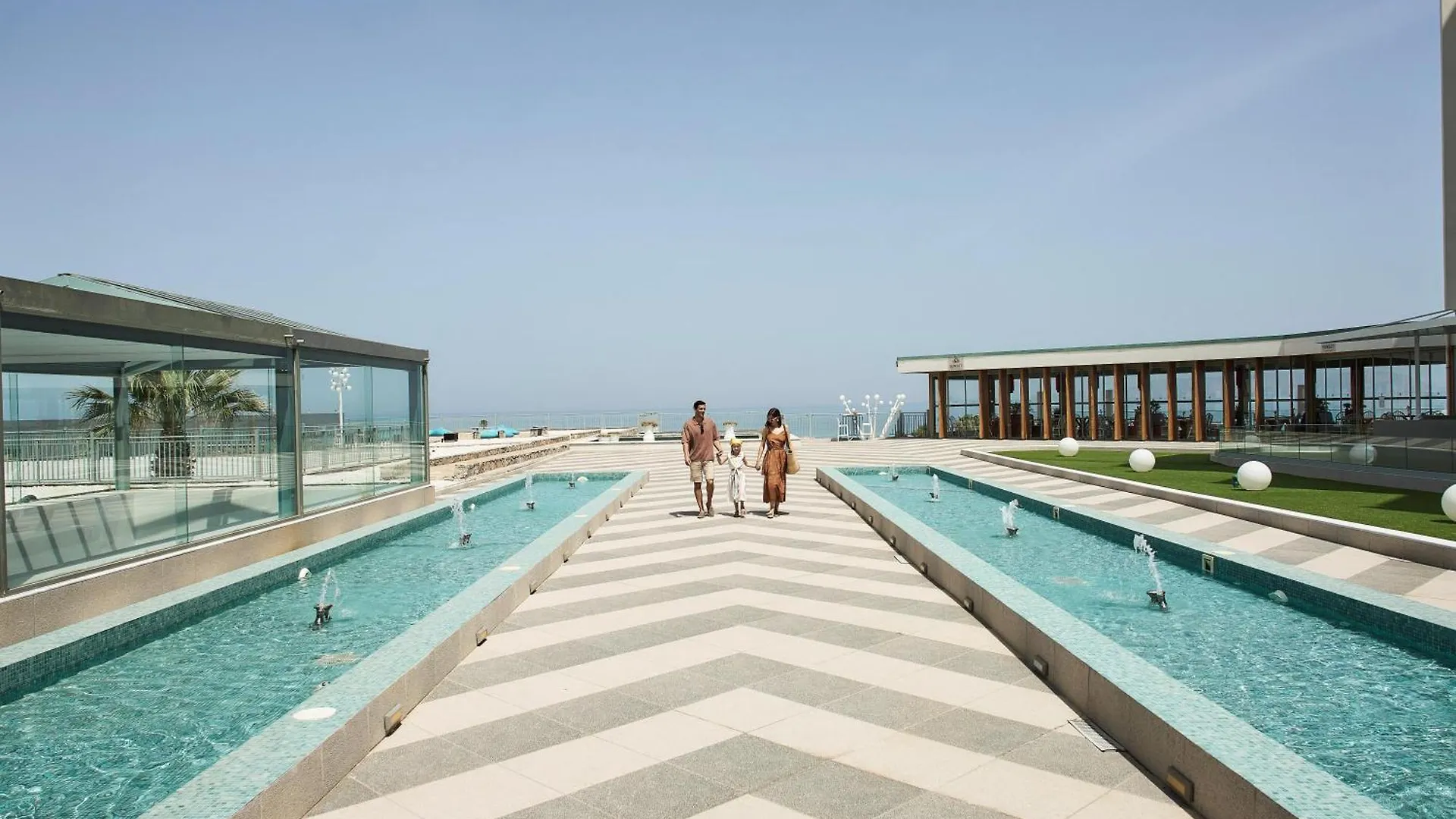 Arina Beach Resort Kokkini Hani 5*,